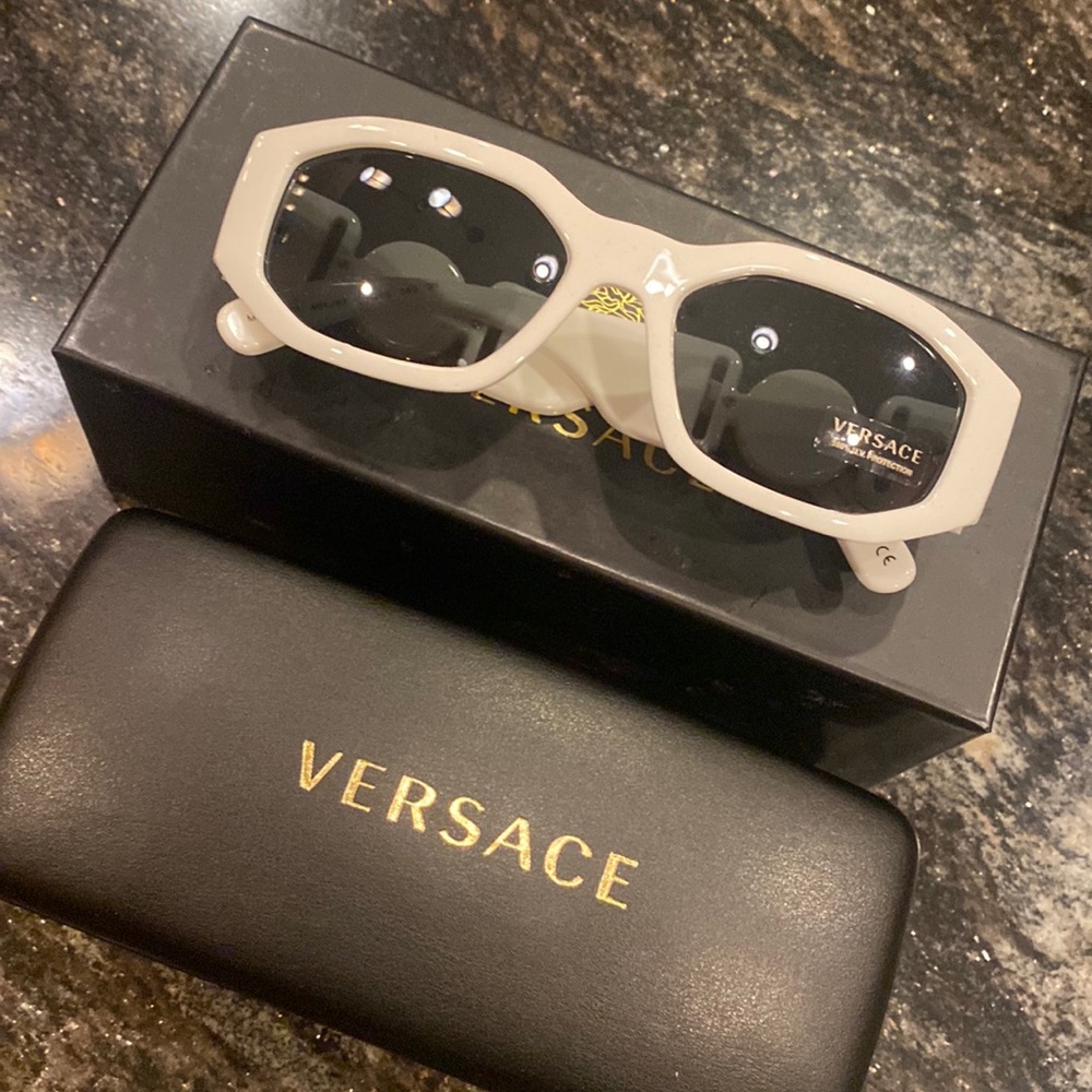 VERSACE MEDUSA BIGGIE SUNGLASSES